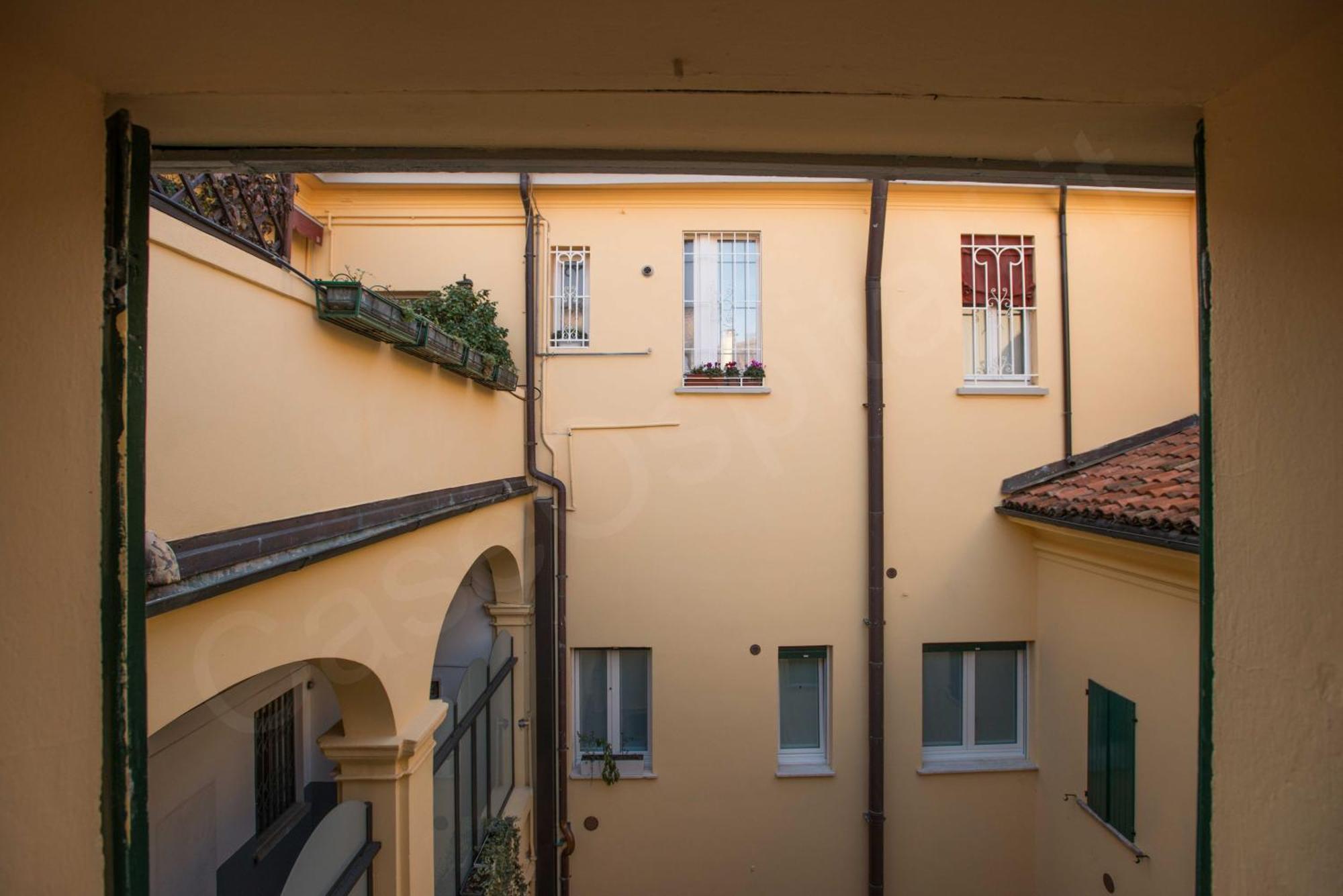 Caseospitali - Daisy, Ampio Trilocale X6 Vicino A Piazza Maggiore Bolonha Exterior foto